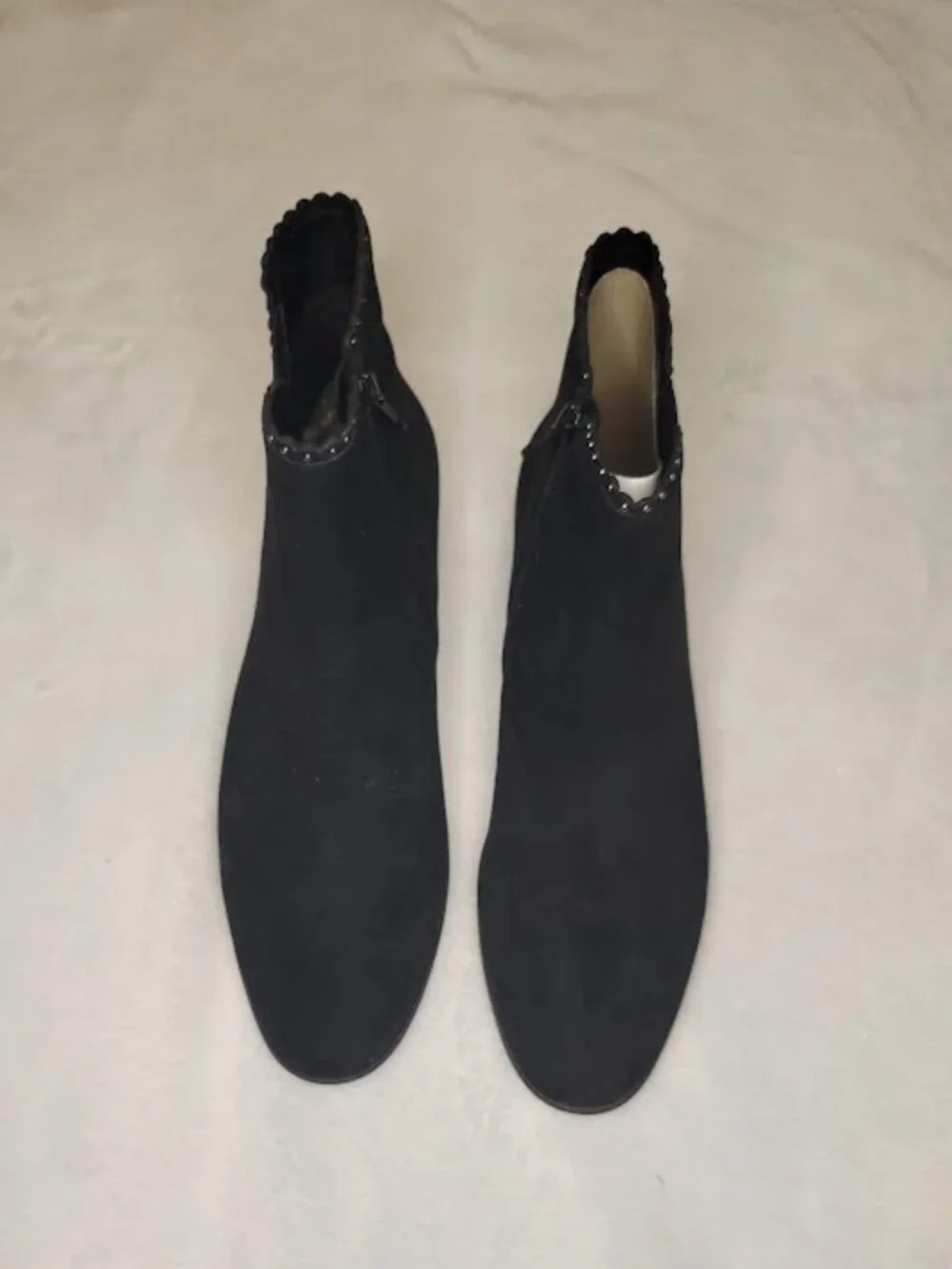 Vaneli Aska Black Suede Chelsea Ankle Boots Gunmetal Studs NWT Sz 10M